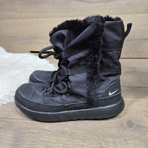 Nike Roshe One Hi Black Sneaker Boots 1Y - Picture 10 of 16